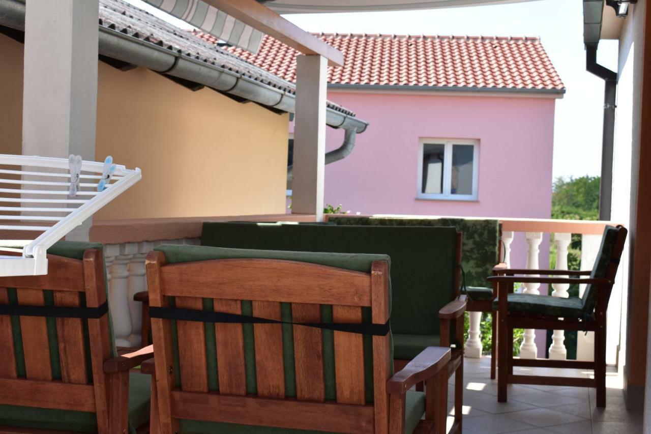 Apartman Nin-Dodo Εξωτερικό φωτογραφία